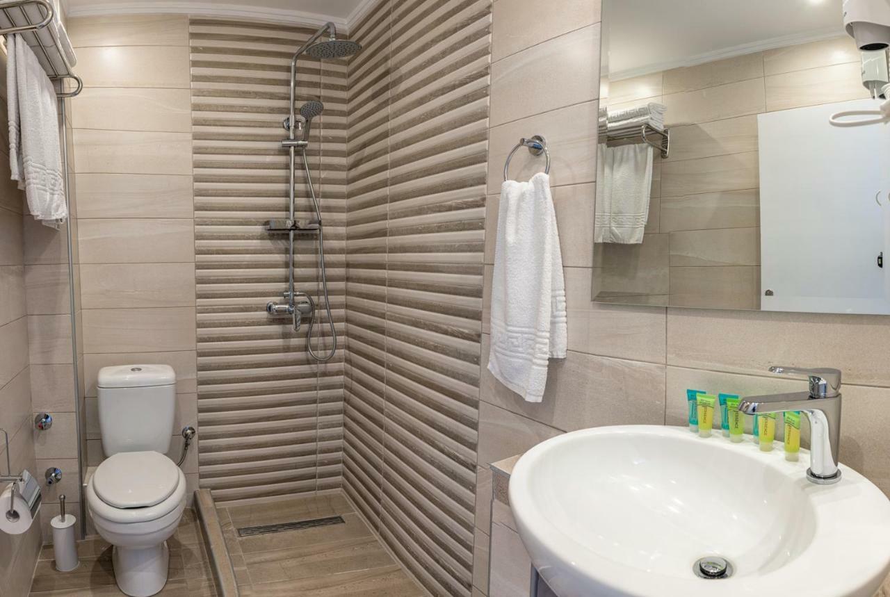 Georgalas Rest Apartments Nea Kallikrateia Exteriör bild